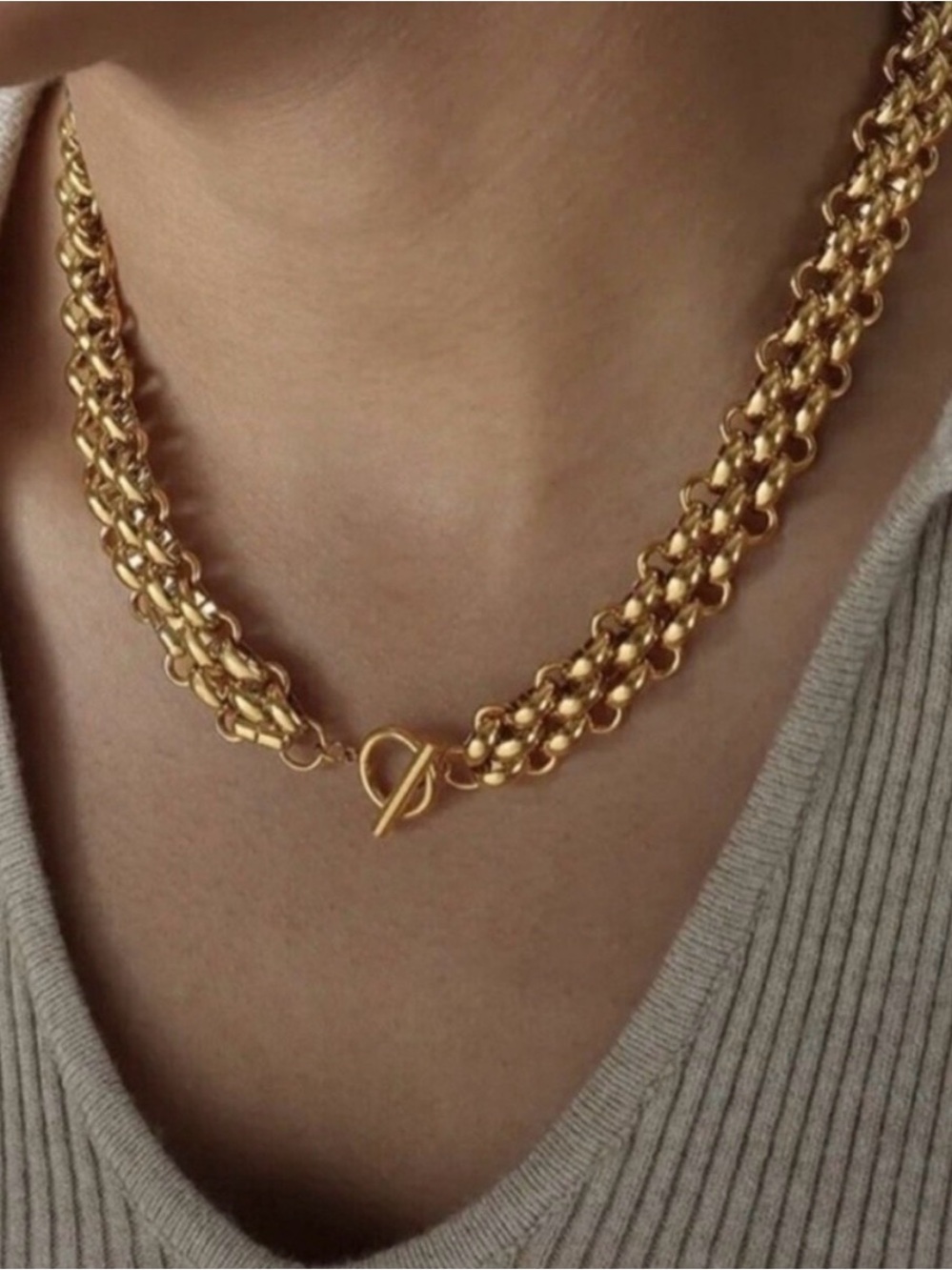 18K Gold coated on Titanium Steel Interlocking Oval OT Closure Necklace jewelry